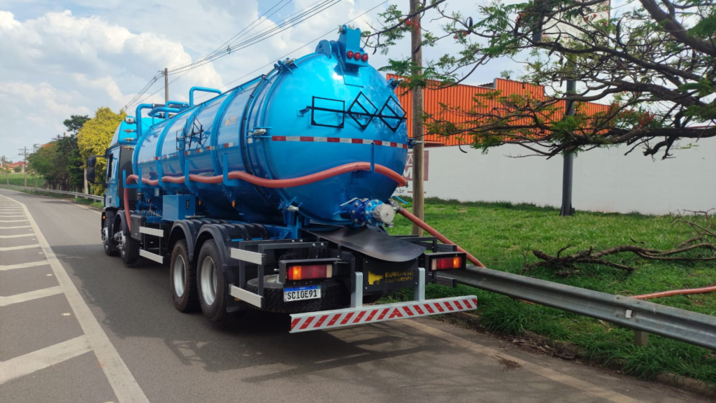 Transporte de Efluentes em Itapevi