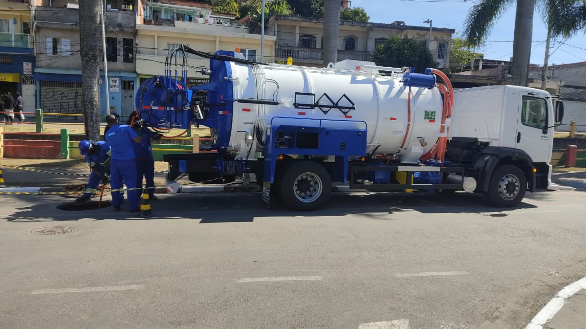 Locação de Caminhão Super Vácuo em SP